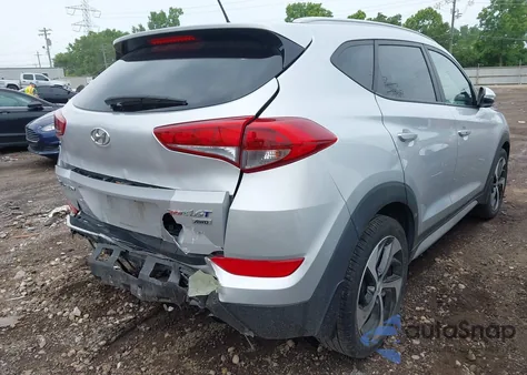 2017 Hyundai Tucson Sport z USA, uszkodzony, nr VIN KM8J3CA20HU539067